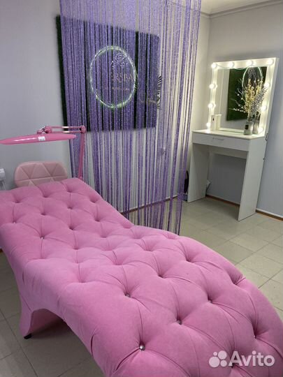 Аренда Кушетки для наращивания ресниц