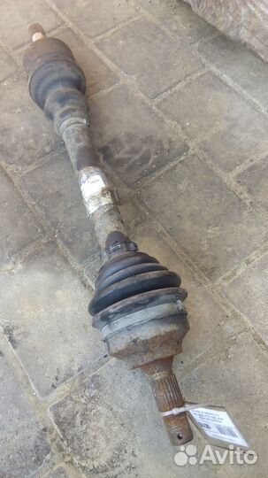 Peugeot 307 2.0D полуось передняя левая