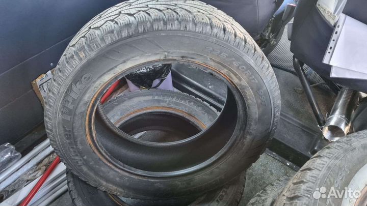 Hankook Winter I'Pike 225/60 R17