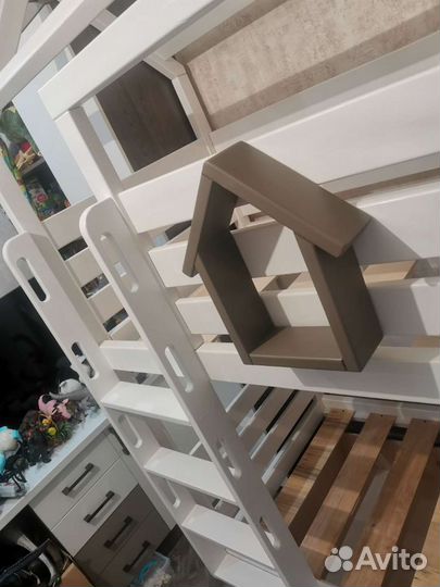 Кроватки детские домик