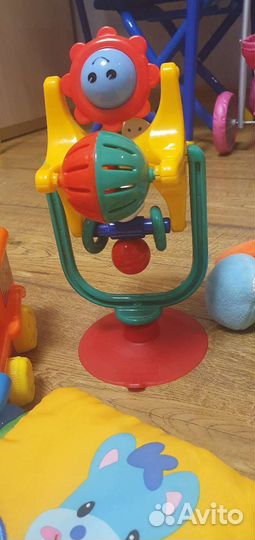 Развивающие игрушки коврик chicco, lamaze