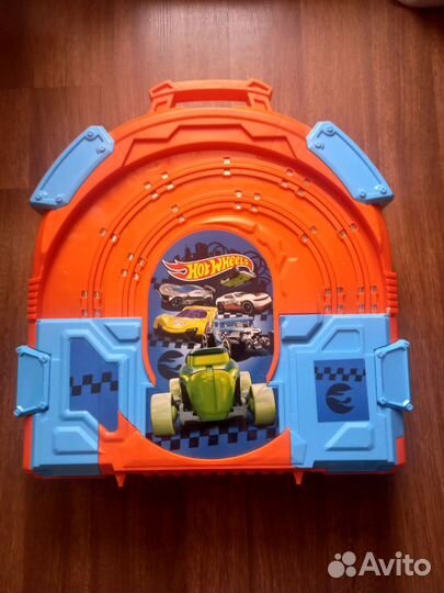 Трек Hot Wheels Carrying case slot track set