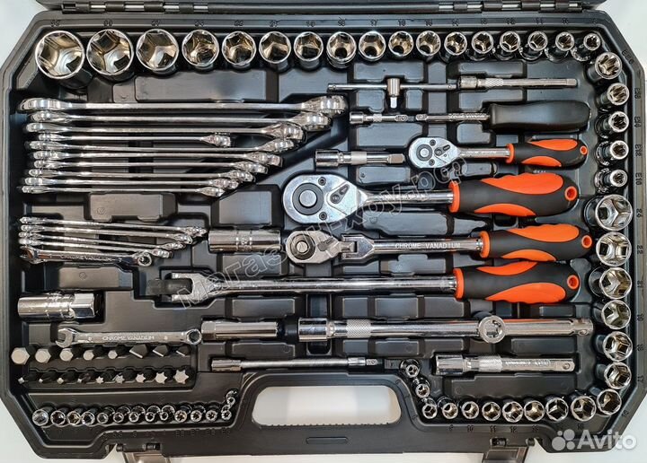 Набор инструментов для авто в чемодане 129 шт