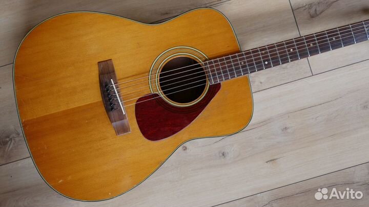 Дредноут Yamaha FG200, made in Japan