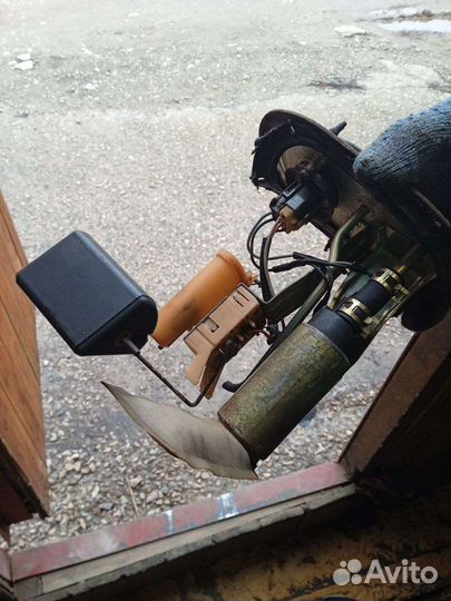 Toyota бензонасос