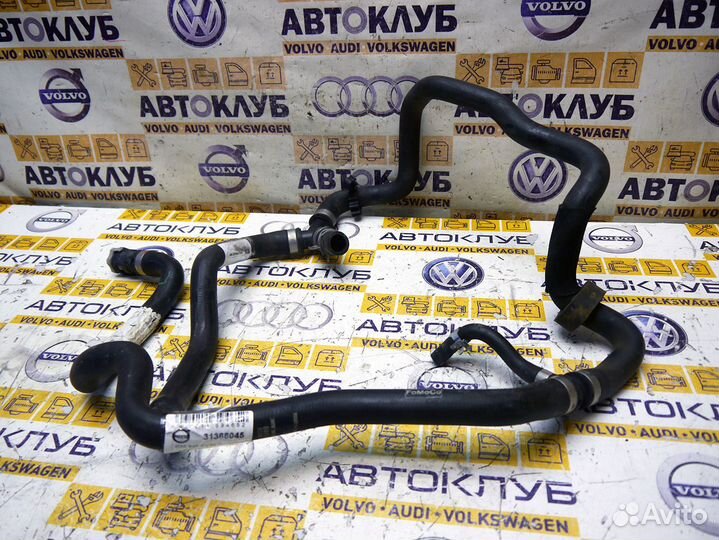 Патрубок системы охлаждения Вольво V50/C30/S40-2