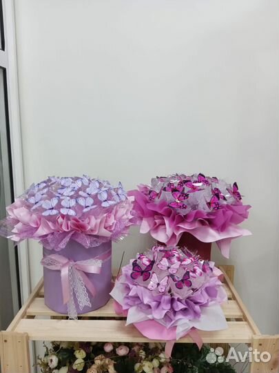 Букет из бабочек в коробке