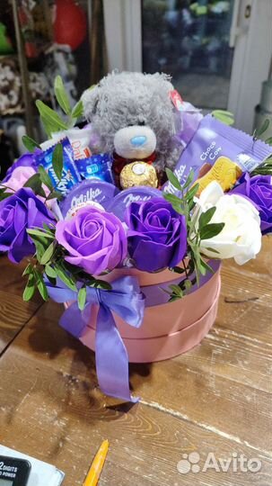 Композиция Тедди и мыльные розы, кактусы