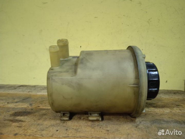 Бачок гидроусилителя Renault Laguna 3 лифтбэк