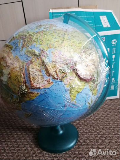Глобус ландшафтный (рельефный)