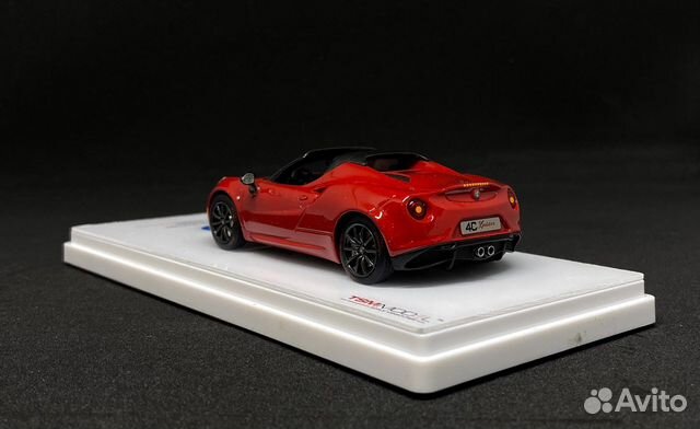 Модель Alfa Romeo 4c spider 1/43 TSM