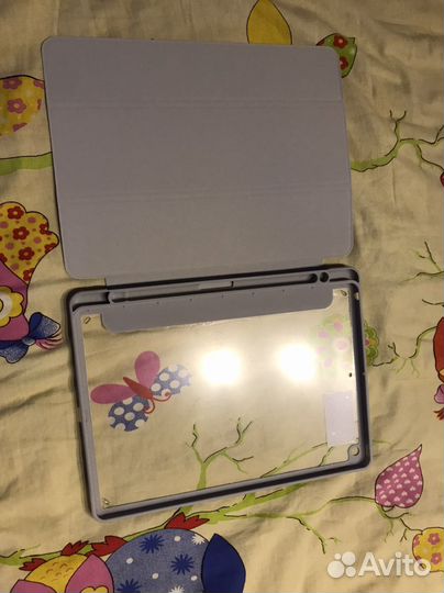 Чехол на iPad 10.2
