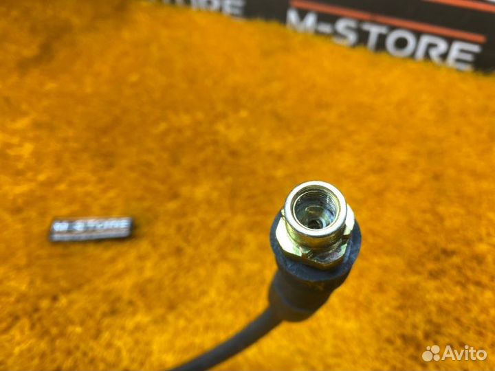 Шланг тормозной передний правый Bmw 5-Series E60