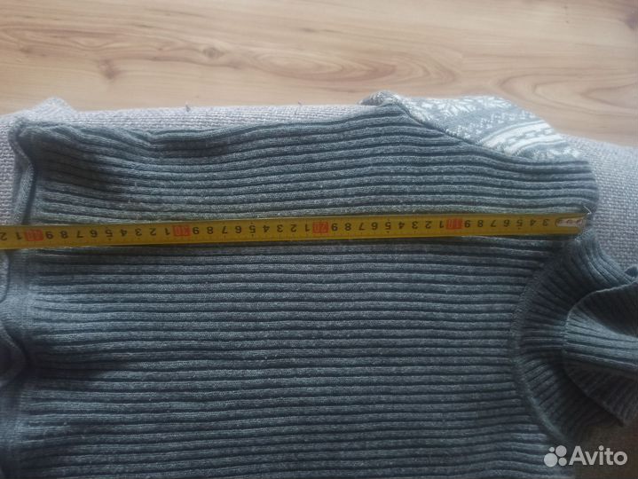 Свитер с горлом