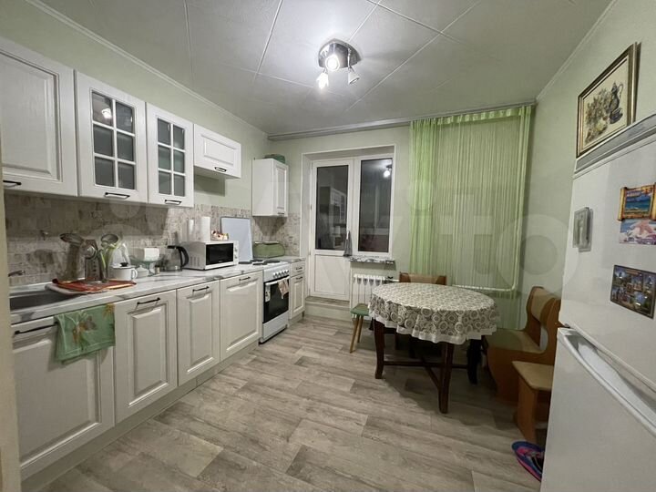 2-к. квартира, 65,2 м², 4/17 эт.