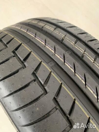 Continental ContiPremiumContact 6 215/55 R17 94V