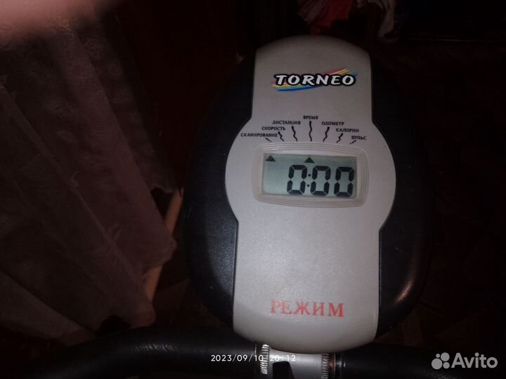 Велотренажер torneo vita