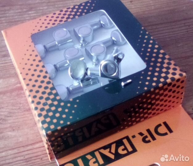 Колки для электрогитары локовые и закрытые