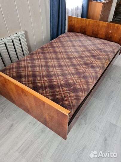 Кровать полуторка с матрасом бу