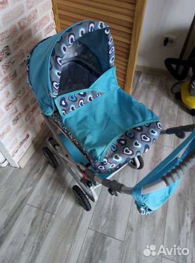 Коляска для кукол