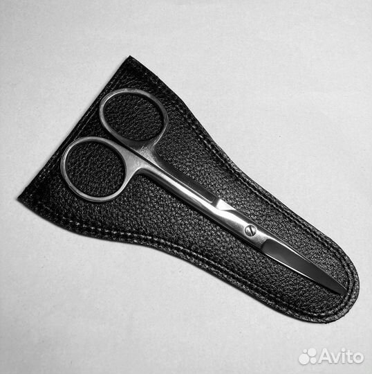Для ножниц кожаный чехол
