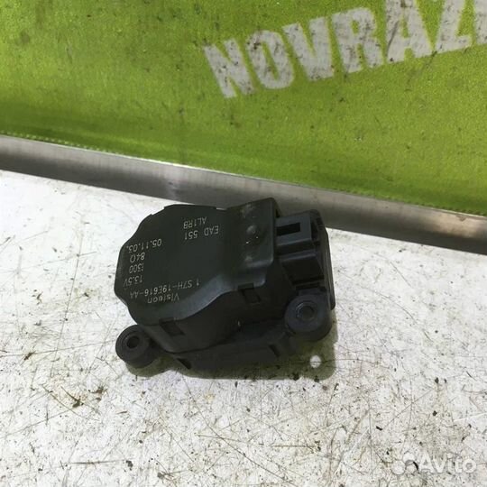 Моторчик заслонки отопителя Форд Мондео 3