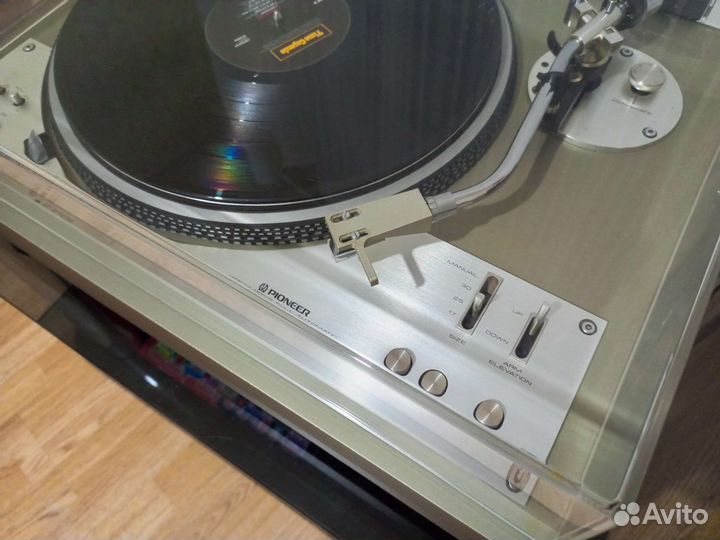 Проигрыватель винила