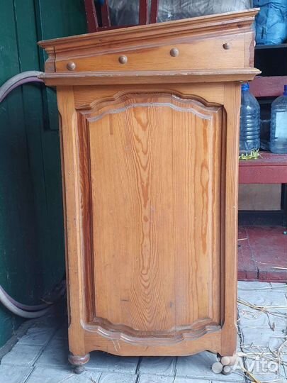 Тумба, трибуна