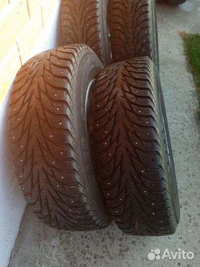 Yokohama IceGuard Stud IG65 215/70 R16 100T