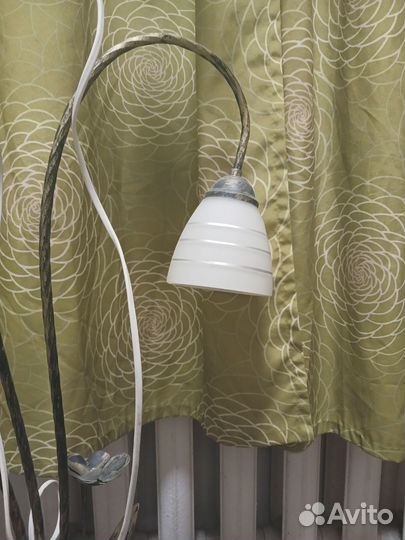 Торшер напольный