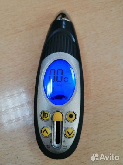 Цифровой манометр Land Rover