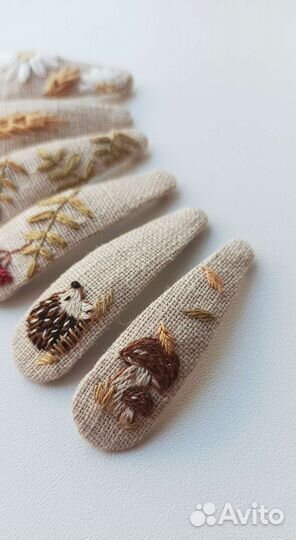 Заколки с вышивкой