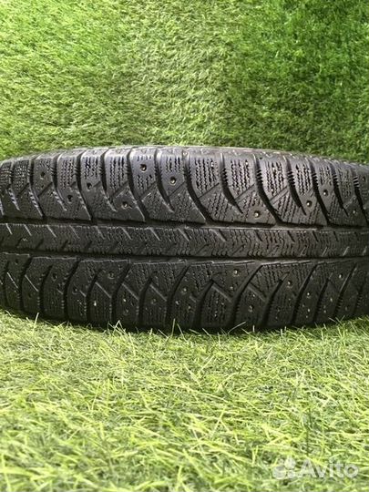 Bridgestone Ice Cruiser 7000 175/65 R14 82T