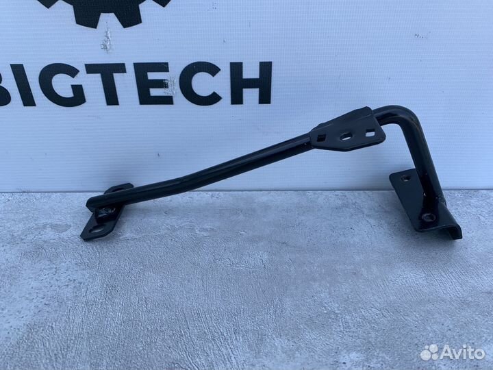 Скоба замка капота Mercedes A2138980000