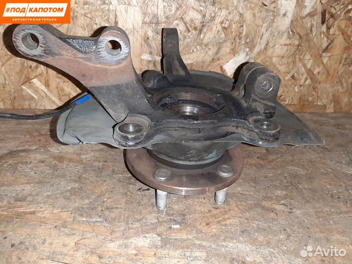 Кулак передний правый Mitsubishi Lancer 10