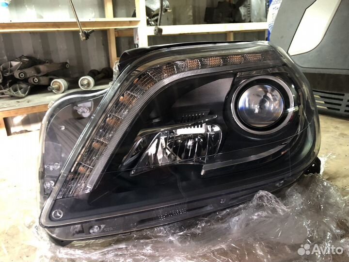 Фара Mercedes GL w166