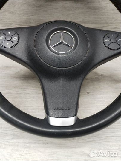 Руль в сборе Mercedes Clc-Class CL203 coupe M271