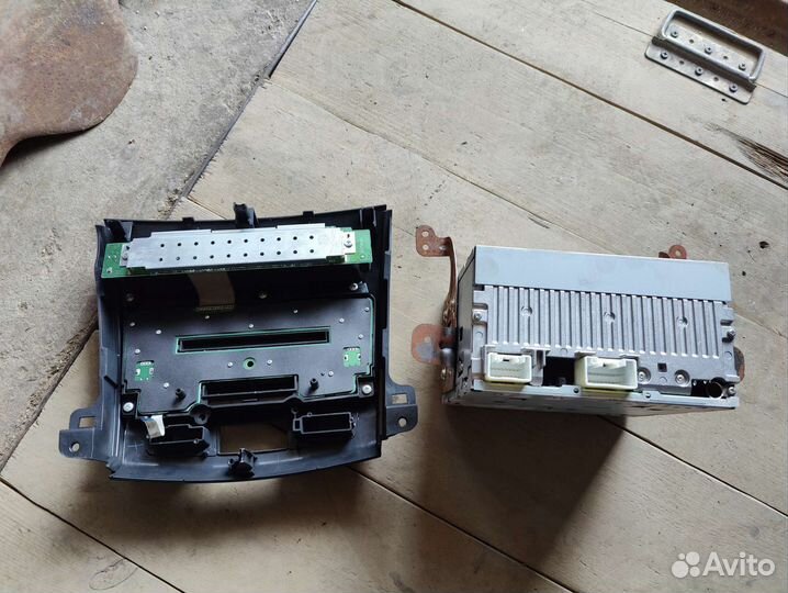 Магнитола штатная Outlander XL