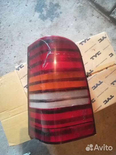 Задный фонарь vito w638