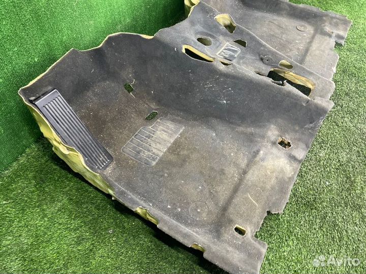 Ковер пола передний Bmw X1 E84 N47D20 2013