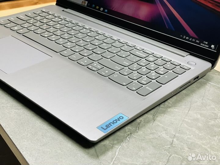 Мощный Lenovo Ryzen 3 5300U/ 8GB/ SSD/ IPS