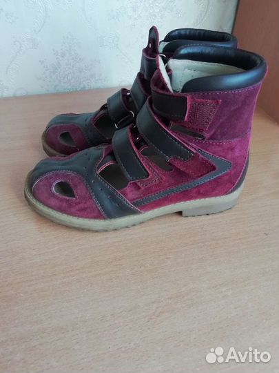 Сандалики для девочки