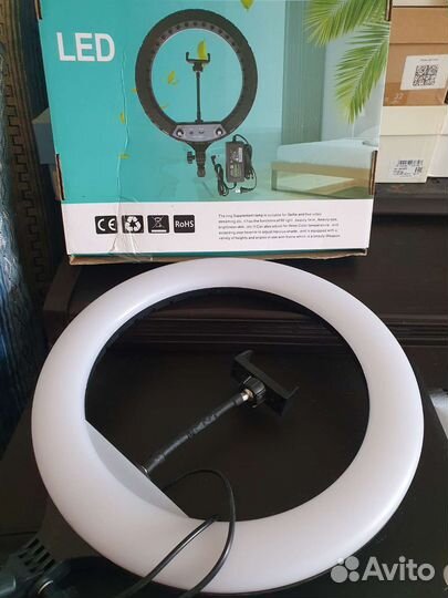 Кольцевая лампа led yq-360a