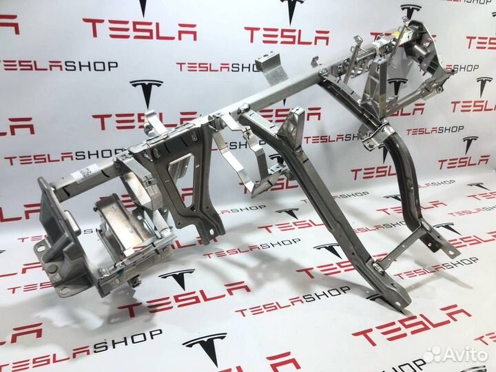 Каркас крепления центральной панели Tesla Model X