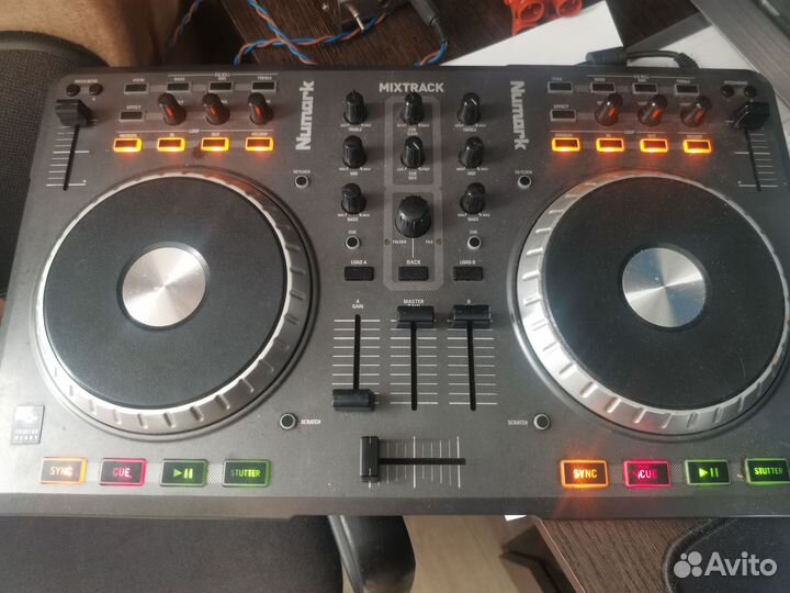 Dj контролёр numark mixtrack