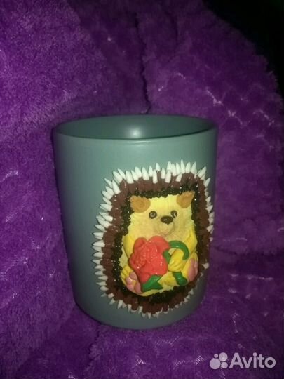 Кружка с декором ручной работы 