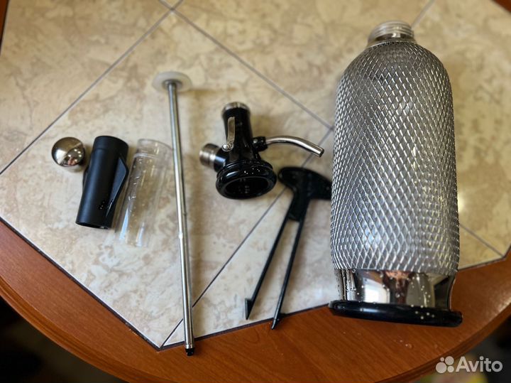 Сифон газировка Isi Австрия с вечным газом