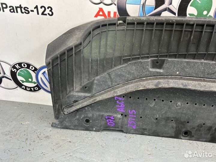 Защита/пыльник переднего бампера Audi A6/RS6/S6