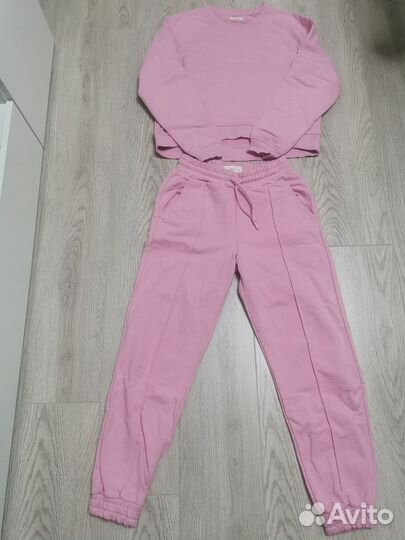 Спортивный костюм женский