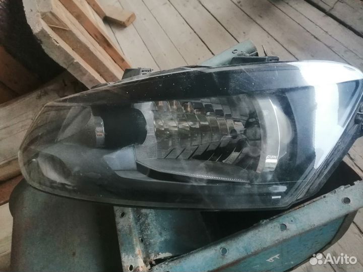 Фара передняя volkswagen polo